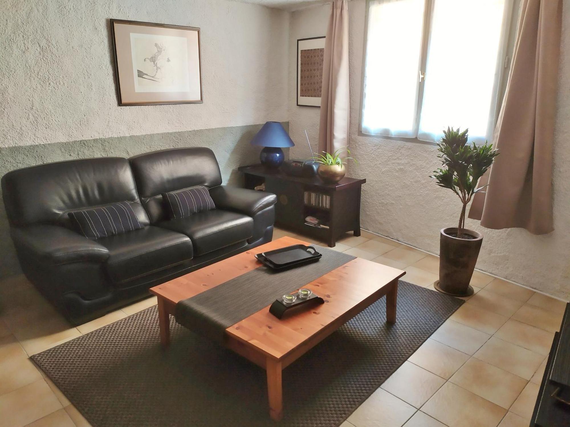 Appartement 55 M2 Proche Commerces Et Parking Rivesaltes Exterior foto